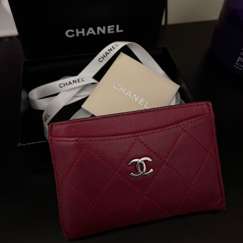 CHANEL Red Quilted Card Holder